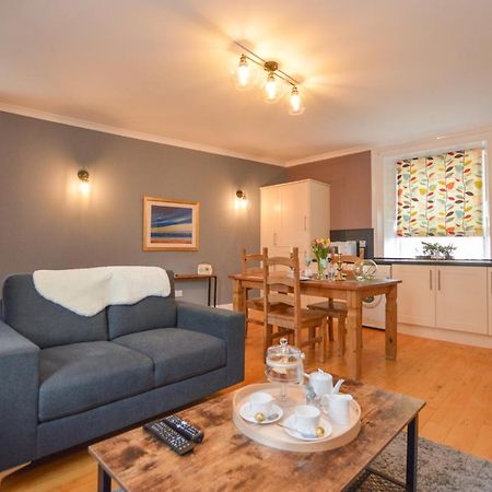 The Gallery Apartment - Oban Town Centre Apartment, Walkable To Ferry Terminal Экстерьер фото
